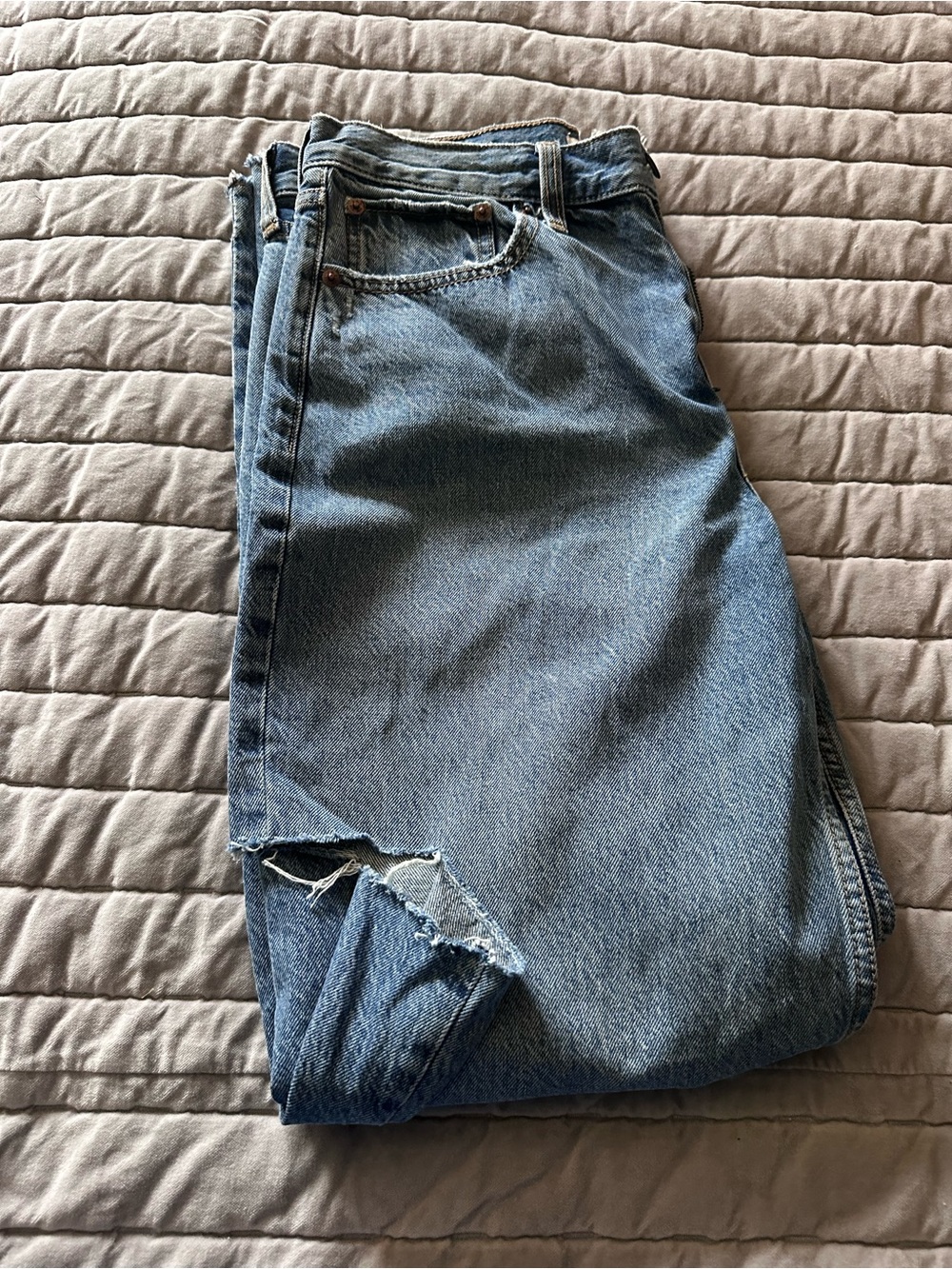Abercrombie & Fitch Medium Blue Boyfriend Jeans - Distressed Detail